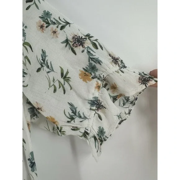 Lucky Brand Womens Floral Print Y2K Boho Peasant Flutter Blouse Size L T1000 - Picture 5 of 16